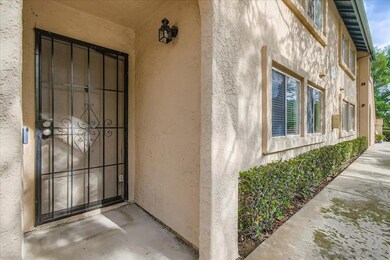 11313 Avenida de Los Lobos unit B, San Diego, CA 92127 - photo 3