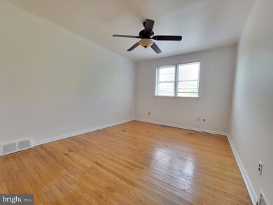 628 W Providence Rd unit 2, Aldan, PA 19018 - photo 6