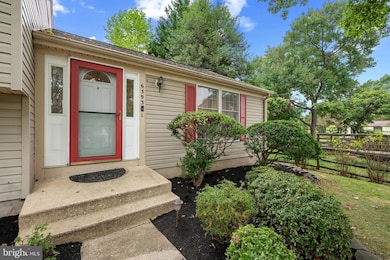 6393 Windharp Way, Columbia, MD 21045 - photo 2