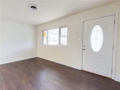 402 Gerry Dr, Beech Grove, IN 46107 - photo 4