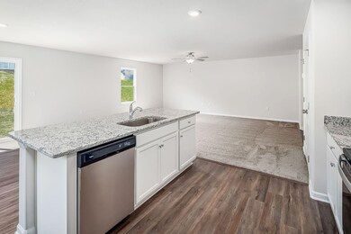 107 Hybrid St, Oxford, NC 27565 - photo 5