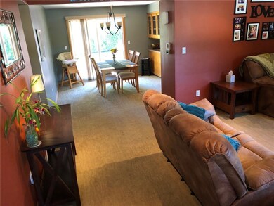 2916 Midland Dr, Erie, PA 16506 - photo 4