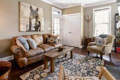 553 Mohawk St, Columbus, OH 43206 - photo 4