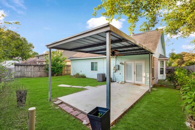 8019 Log Hollow Dr, Houston, TX 77040 - photo 2