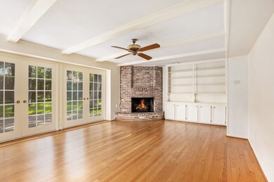 13314 Barryknoll Ln, Houston, TX 77079 - photo 5