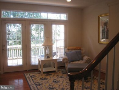 7118 Point Replete Cir, Fort Belvoir, VA 22060 - photo 4