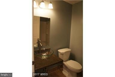19509 Gunners Branch Rd unit E, Germantown, MD 20876 - photo 6