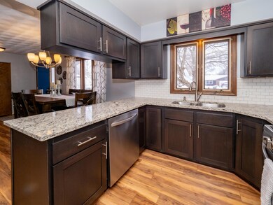2490 Fairgrove St-112