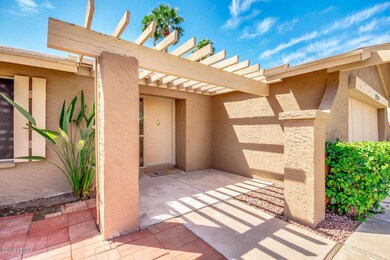 Ocaso-Entryway.jpg