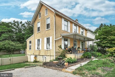 73 Mill St, Stewartstown, PA 17363 - photo 3