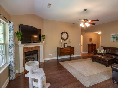 25 Leona Dr, Bella Vista, AR 72715 - photo 5