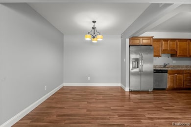 29756 City Center Dr unit 1, Warren, MI 48093 - photo 7