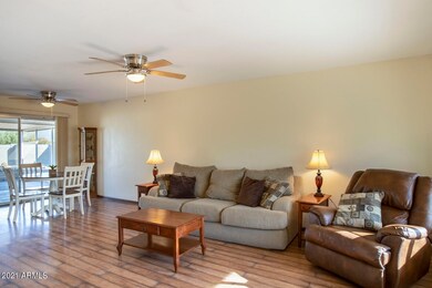 03_12823_N_Sun_Valley_Drive__05_mls