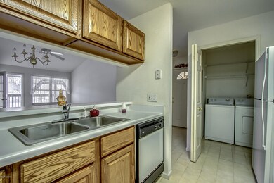 Kitchen_3.jpg