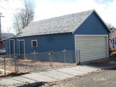835 N 3rd St, Lakeview, OR 97630 - photo 2