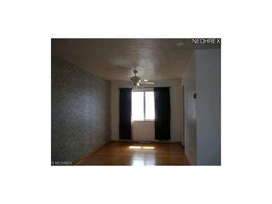 Dining Room w/Lighted Ceiling Fan has Hardwoods & 