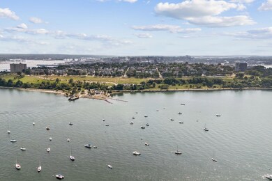 58 Cumberland Ave unit 5, Portland, ME 04101 - photo 3