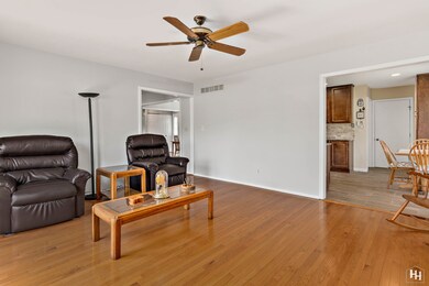 305 Partridge Ct, Algonquin, IL 60102 - photo 3