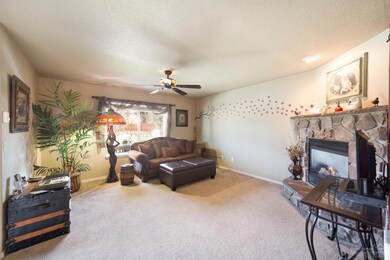 20549 Sun Meadow Way, Bend, OR 97702 - photo 2