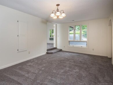 104 S Rowe Rd, Hendersonville, NC 28792 - photo 5