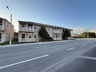 24340 SW 117th Ave unit None, Princeton, FL 33032 - photo 4