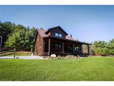 LARGE FRONT PORCH , PRIVATE!