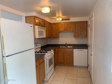 2023 E Hawthorne St unit 2, Tucson, AZ 85719 - photo 4