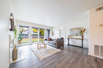 815 Pine St unit 5, Rogue River, OR 97537 - photo 5