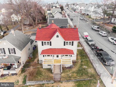 829 E A St, Brunswick, MD 21716 - photo 2