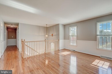 5378 View Point Ct, Sykesville, MD 21784 - photo 6