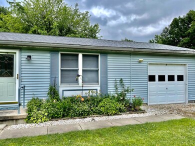 722 Floyd Ave, Versailles, IN 47042 - photo 2