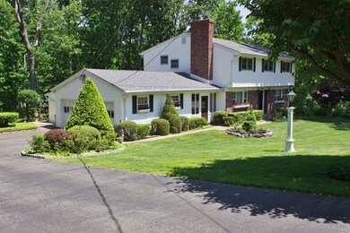 19 Galewood Dr, Holmdel, NJ 07733 - photo 2