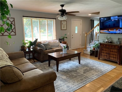 14 Continental Rd, Greenville, RI 02828 - photo 5