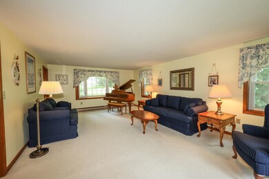 11 Park Ave, Londonderry, NH 03053 - photo 6