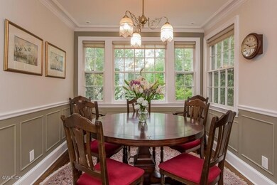 008-Dining_Room-1018655-mls