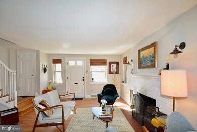 701 Bashford Ln, Alexandria, VA 22314 - photo 4