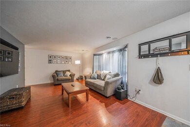 638 Irving Park Blvd, Sheffield Lake, OH 44054 - photo 5