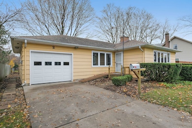 2 Adams St, East Dundee, IL 60118 - photo 3