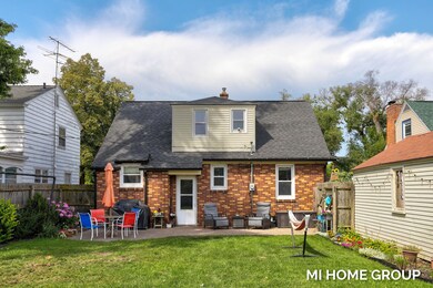 7-web-or-mls-78-w-21st-st