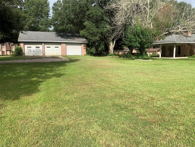 1816 E Cypress Rd, East Bernard, TX 77435 - photo 3