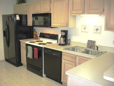 78 Potters Shed Dr unit 878, Reynoldsburg, OH 43068 - photo 6