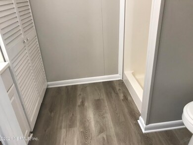 5313 Attleboro St, Jacksonville, FL 32205 - photo 6