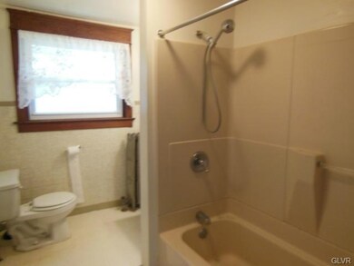 5101 Beck Rd unit B, Emmaus, PA 18049 - photo 4