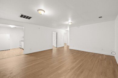 1093 King St unit C, Charleston, SC 29403 - photo 2