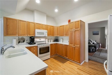 1488 Mountain View Dr unit 4, Enumclaw, WA 98022 - photo 7