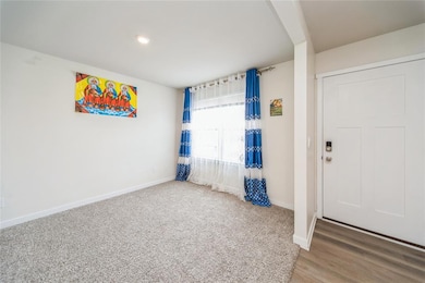 4140 Dakota Cir, Waukee, IA 50263 - photo 2