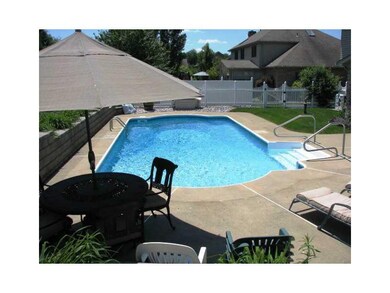 Swimming Pool/Hot Tub/Sauna.