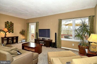 11548 Summer Oak Dr, Germantown, MD 20874 - photo 7