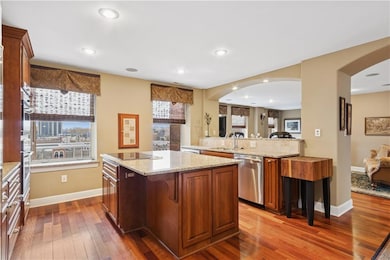 Hemingway Condominiums unit 604B, Kansas City, MO 64112 - photo 5