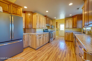 2324 E Blanco-018